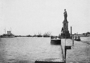 A monument to Ferdinand de Lesseps, the builder of the Suez Canal, in Port Saïd, the northern terminus to the Canal. European travelers' layovers in Port Saïd form another of Huber's focuses in