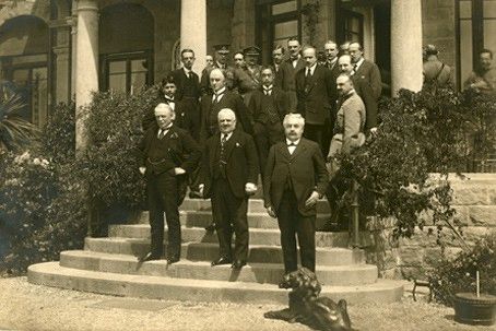 Lloyd George and other European leaders at Genoa